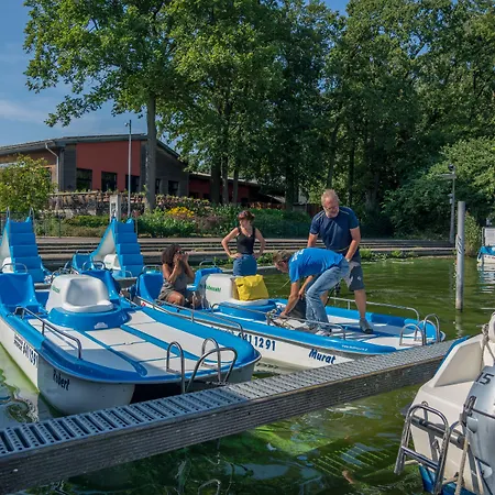 Vakantiepark Ruebezahl Am Mueggelsee 3*